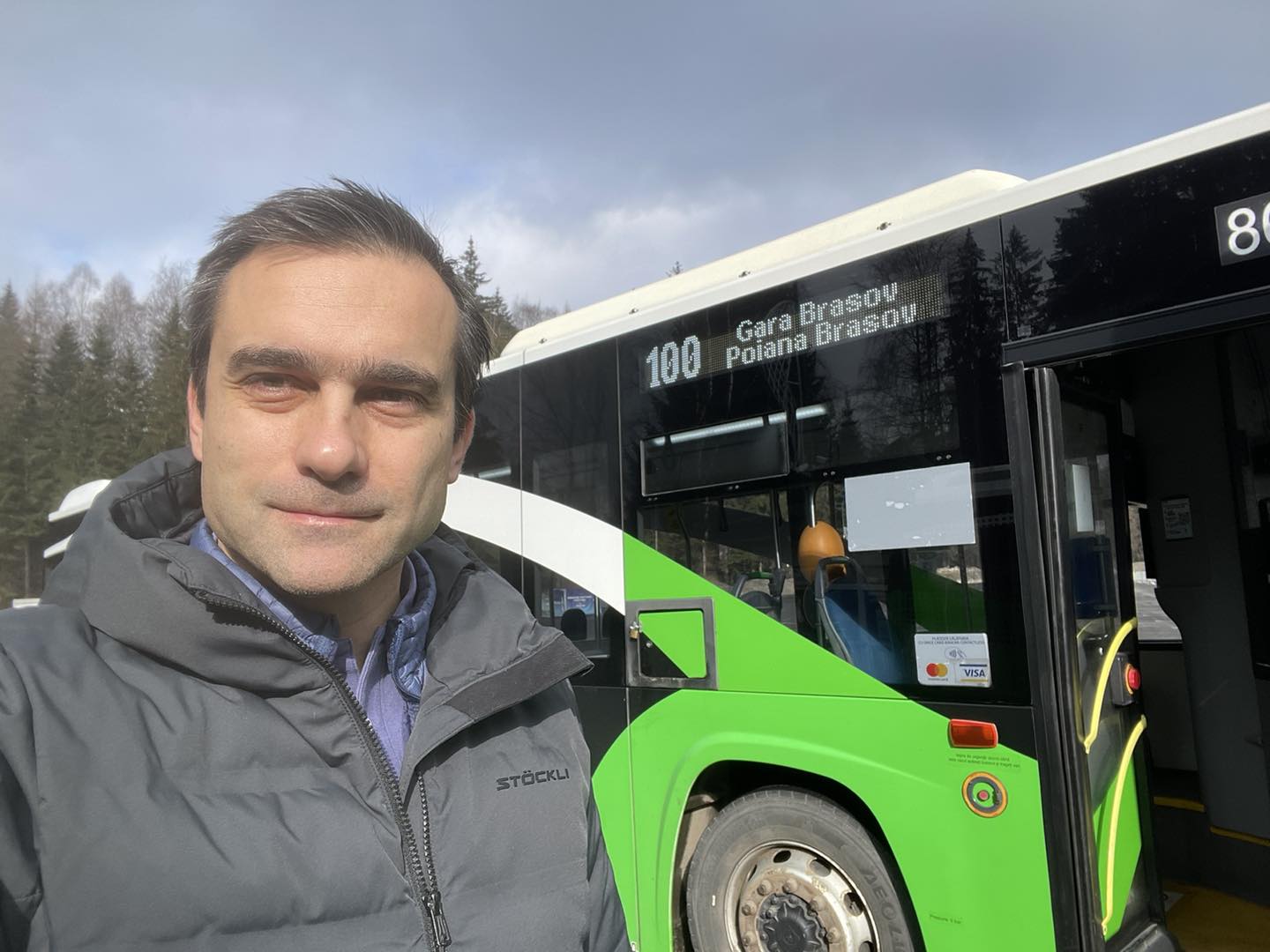 Allen Coliban  : Noi facilități pentru seniorii Brașovului la transportul în comun.